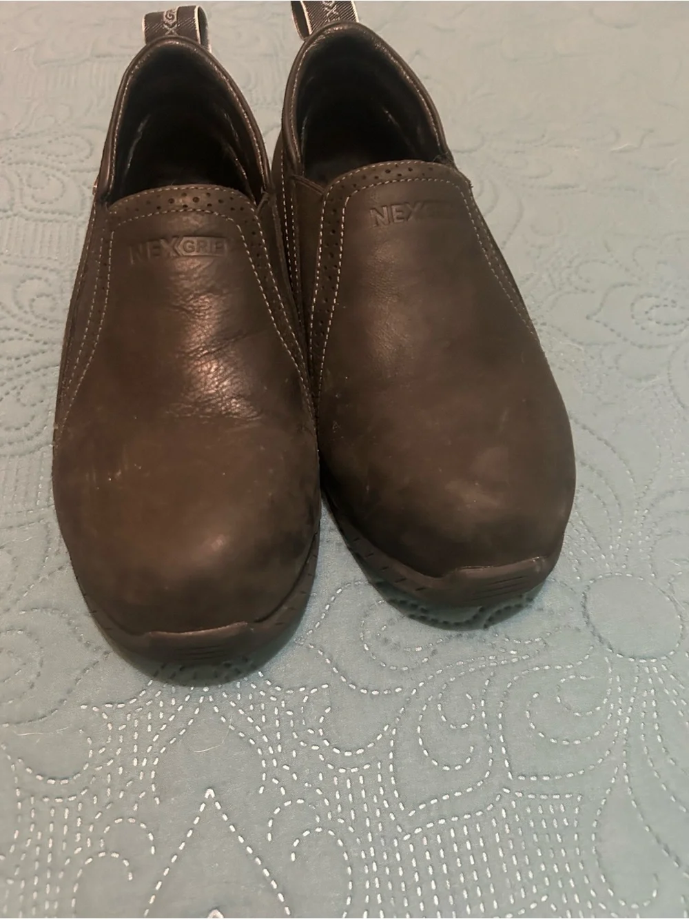 Nexgrip Woman's Black Slip-On Ice clamp/Shoes